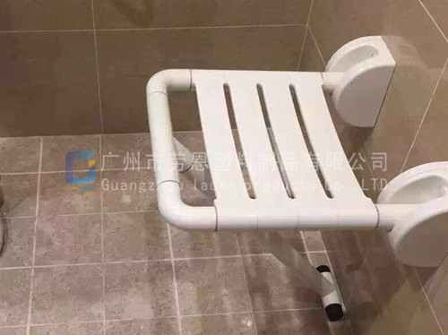 踏踏實實，一點一滴，讓沐浴座椅成為良心之作